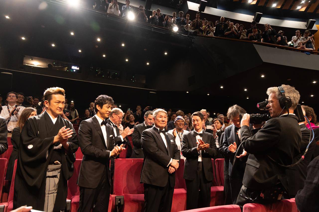 北野監督、カンヌで熱烈な歓迎　「首」公式上映で５分のスタンディングオベーション