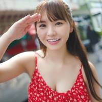 本郷柚巴・卒業記念写真集『どこを見ればいい？』