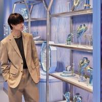 佐野勇斗、名古屋でテープカット　好きな緑色のジュエリー身に付け「嬉しい」