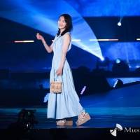 生駒里奈：Rakuten GirlsAward 2023 S/S