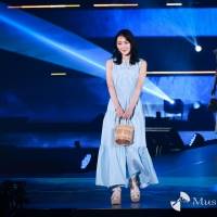 生駒里奈：Rakuten GirlsAward 2023 S/S