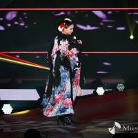白河れい：Rakuten GirlsAward 2023 S/S