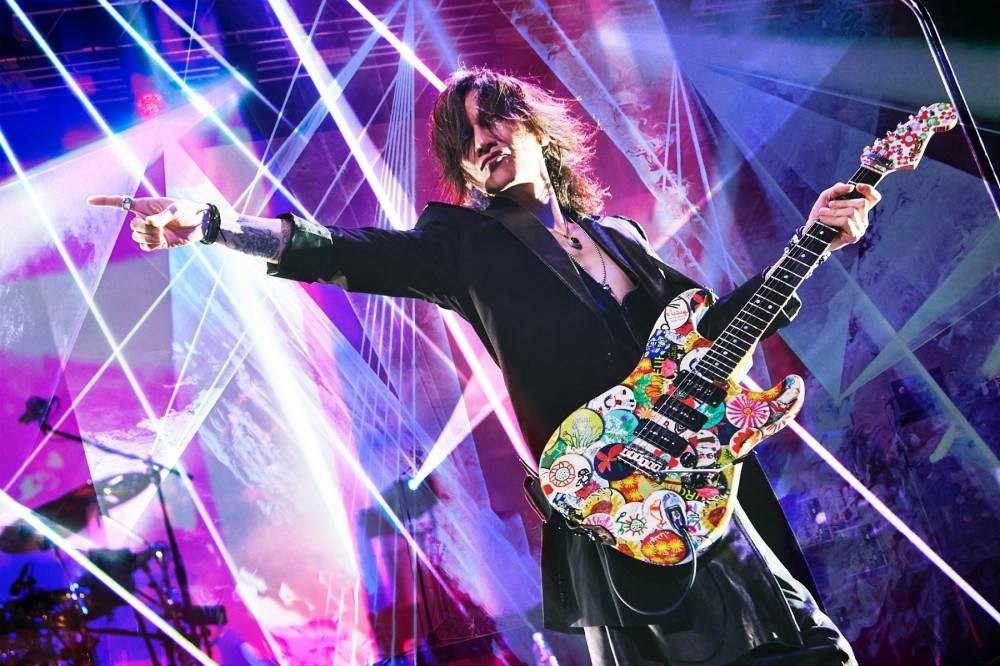 SUGIZO、ソロデビュー25周年記念LIVE DISCリリース決定＆新たなツアーも発表