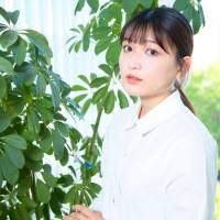 山﨑果倫、ドラマParavi『隣の男はよく食べる』インタビュー