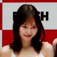 遠藤まめ、水着姿で金的蹴り披露「芸歴は浅いけどグランプリ目指したい」