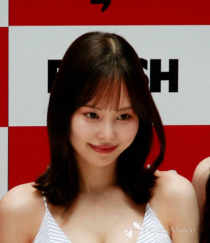 遠藤まめ、水着姿で金的蹴り披露「芸歴は浅いけどグランプリ目指したい」
