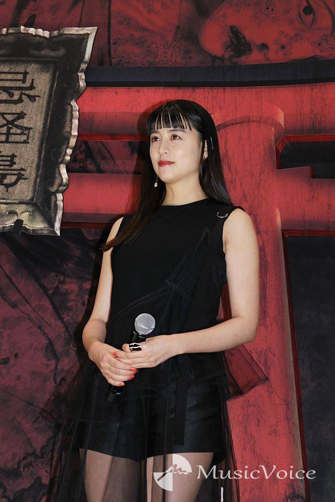 山本美月、出産後初の公の場「ドキドキしています！」祝福受け笑顔