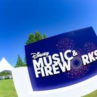 ディズニーミュージックと12000発の花火が夜空を彩る「Disney Music & Fireworks」初日レポート
