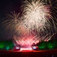 ディズニーミュージックと12000発の花火が夜空を彩る「Disney Music & Fireworks」初日レポート