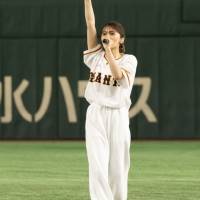 足立佳奈「夢が１つ叶いました！」読売ジャイアンツのイベントで圧巻の歌声を披露