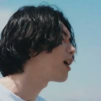 米津玄師 「ジョージア」新CMに登場＆ポスタービジュアル公開