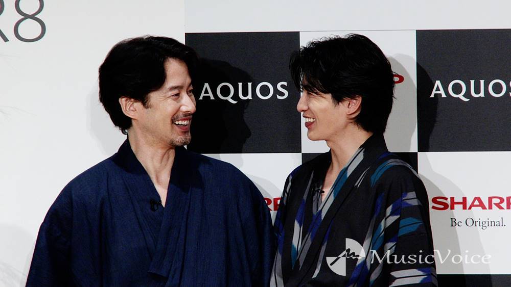 竹野内豊＆志尊淳「見つめ合って！」のリクエストに照れ笑い