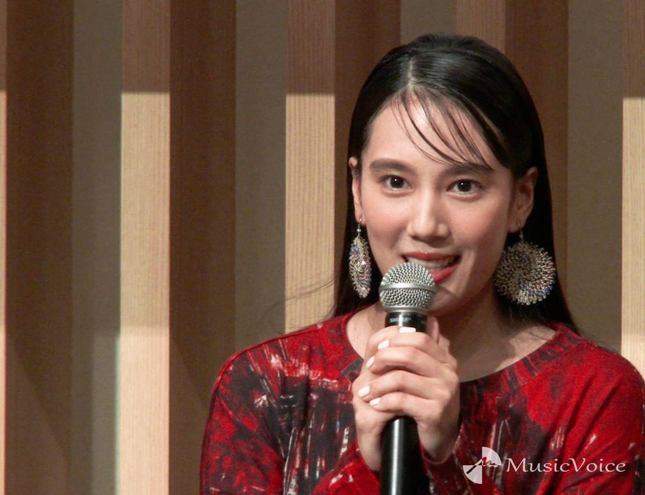 山本千尋「劇団☆新感線」初参戦、古田新太や早乙女太一らが武術に期待感示す