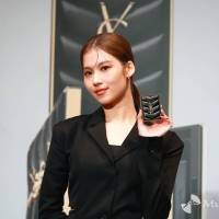 TWICE SANA、アイメイクのこだわり「私のメイクを参考にして！」