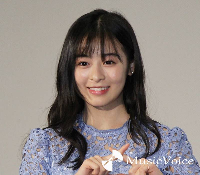 森七菜、ウェットスーツ姿が「かわいい」と反響　美脚もちらり