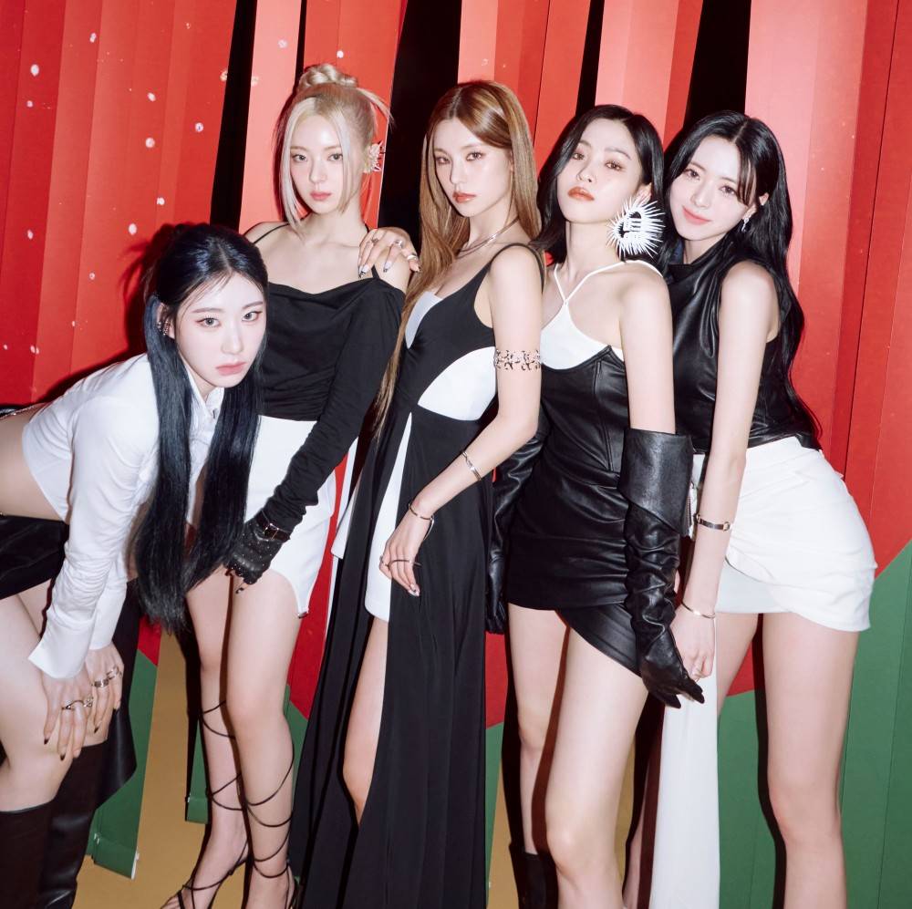 ITZY、初のJAPAN 1st Album『RINGO』リリース決定