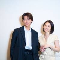 岡本玲×長妻怜央『その結婚、正気ですか？』インタビュー