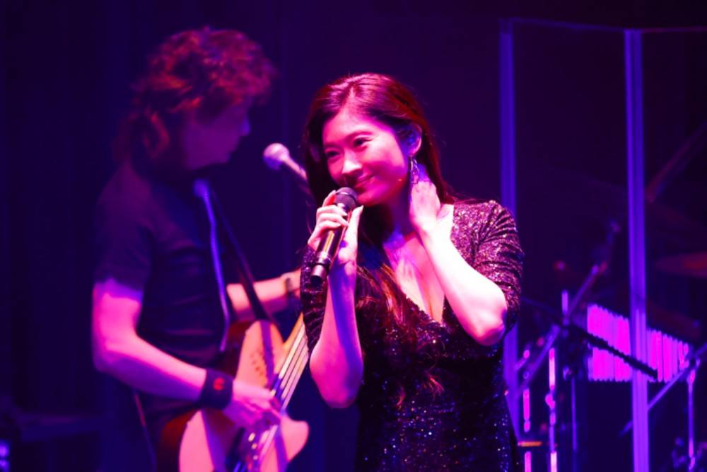 篠原涼子、26年ぶりのライブツアー完走「26年間待っててくださって、心から光栄に思います」