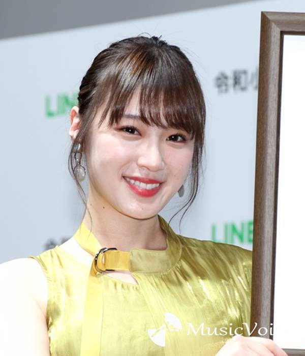 元乃木坂46高山一実、ショーパン姿で大胆美脚「足キレイすぎてやばい」