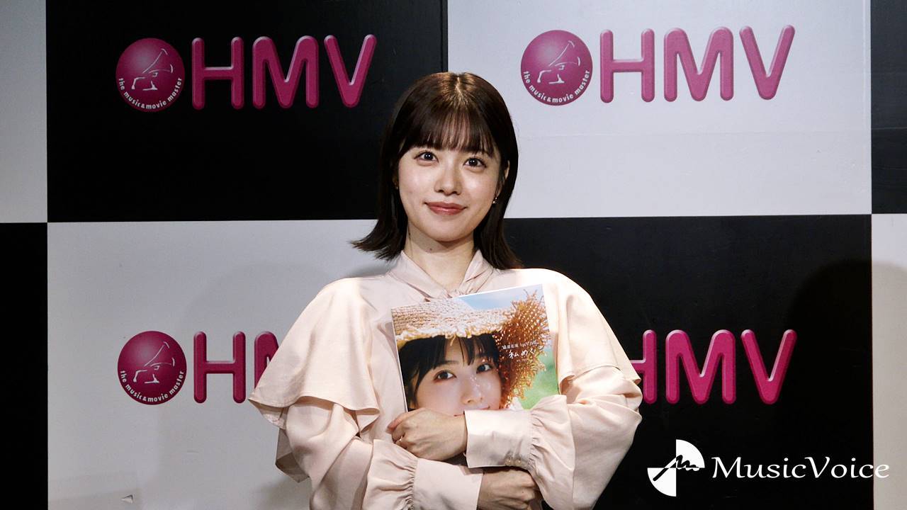 礒部花凜「抱きしめます？」神対応連発の写真集会見