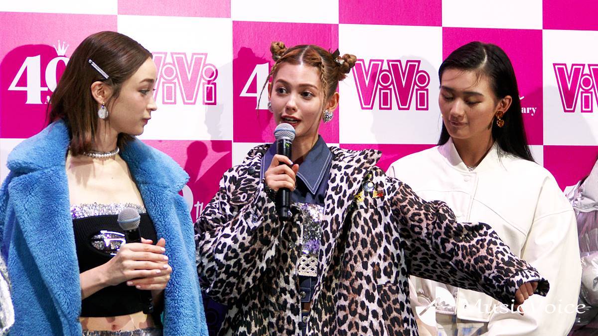 村上愛花「脚が綺麗に見えるように」絶対領域が光るミニスカ＆レッグウォーマー