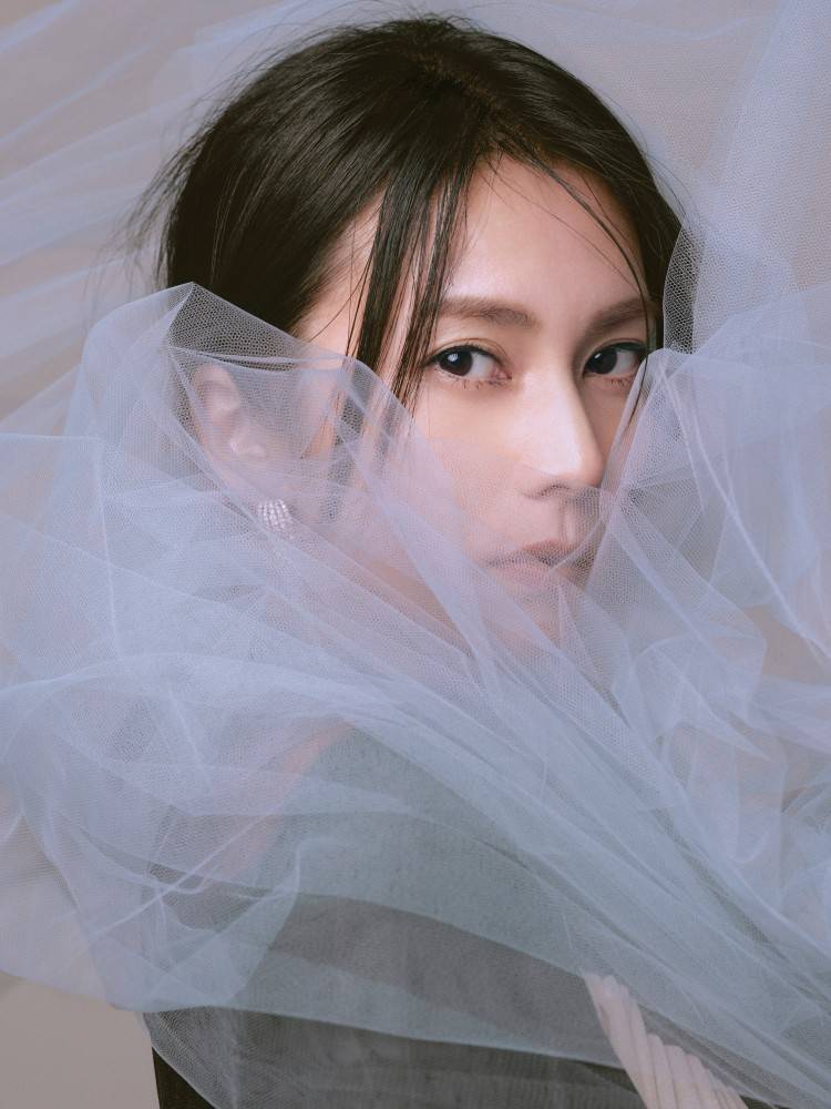 柴咲コウ、アルバムのコンセプトに合わせて撮影されたアー写を公開