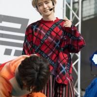 超特急、フリーライブで１万人を動員