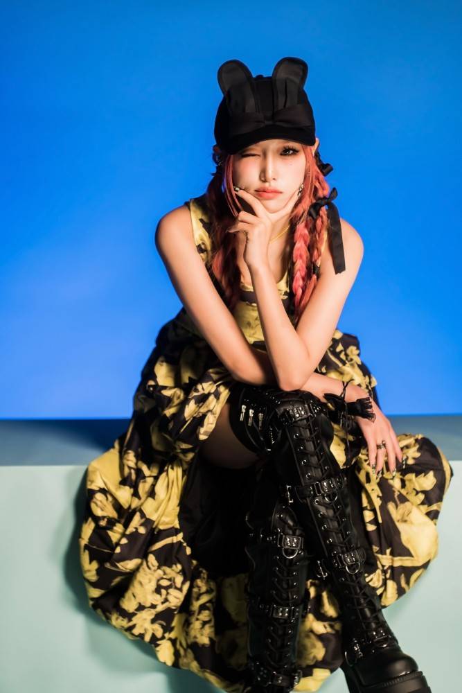 IZ*ONE出身イェナ「NEW YEAR PARTY」キービジュアル公開