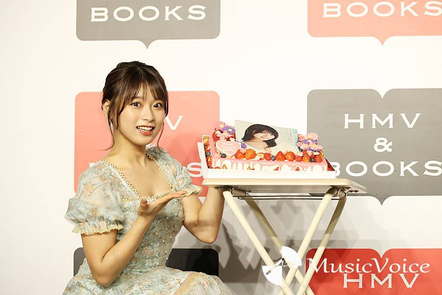 まるぴ、サプライズ誕生日ケーキに大興奮「声がでかくなっちゃう！」