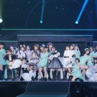 モー娘。、横浜アリーナ単独公演に安倍なつみ、道重さゆみら10人がパフォーマンス