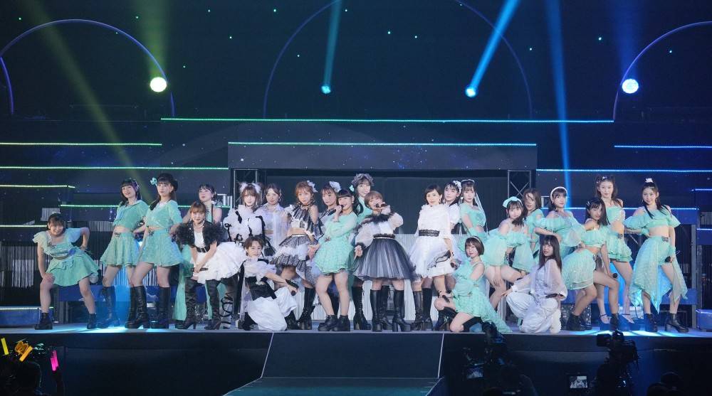 モー娘。、横浜アリーナ単独公演に安倍なつみ、道重さゆみら10人がパフォーマンス