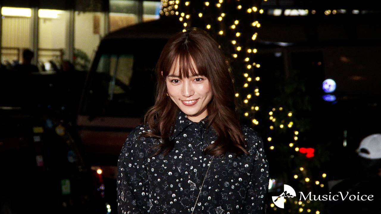 まさかの！川口春奈の登場に通行人びっくり！表参道でイルミネーション点灯式