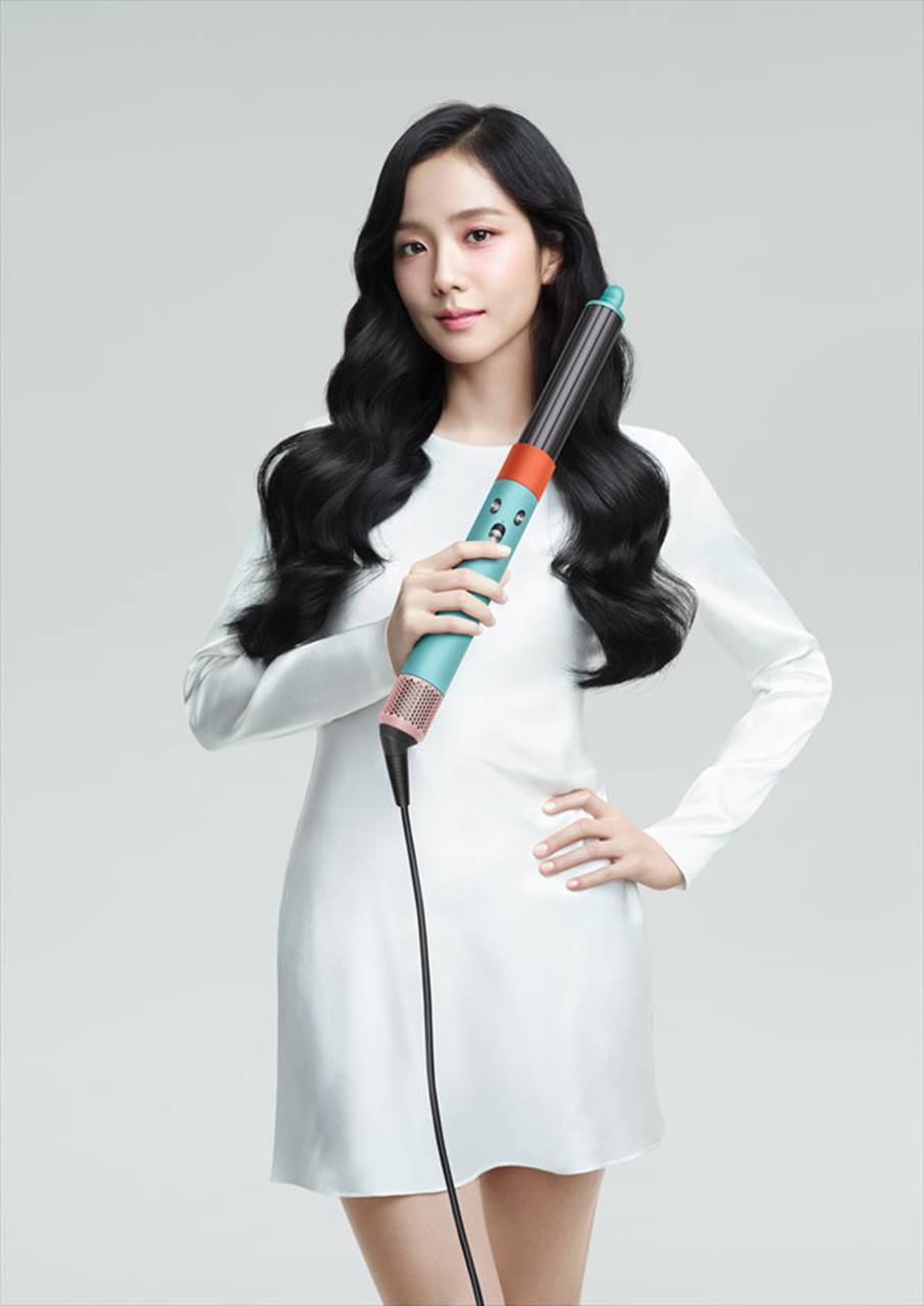 BLACKPINKのJISOO、ダイソン アンバサダーに就任「とても嬉しく思っています」