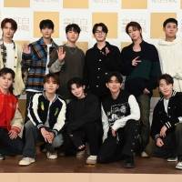 SEVENTEEN、ジョンハン＆エスクプス不参加「とても残念。２人の分まで」：紅白リハ