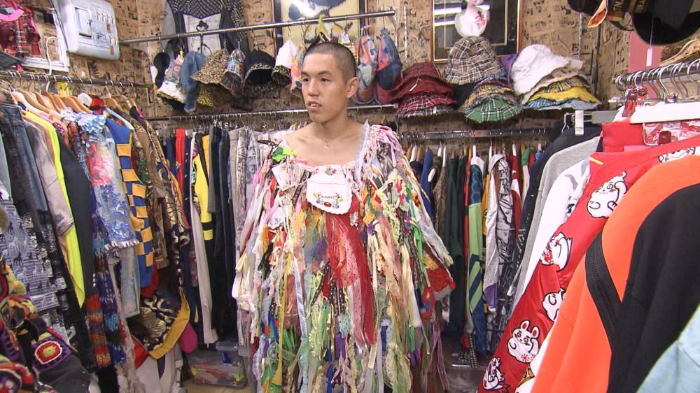 四千頭身・都築、若手芸人界のオシャレ番長が攻めたスタイルを披露