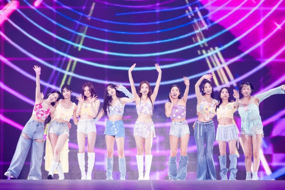 TWICE、約37万人を動員したツアーに幕　来年日産スタジアム公演を開催