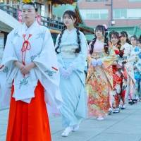 AKB48千葉恵里ら二十歳のつどい