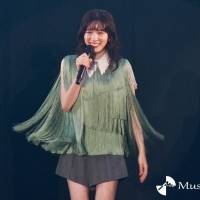 永野芽郁、すらり美脚！レアなミニ姿が反響「足細い！」「天使すぎる」