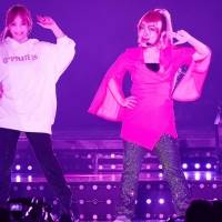 浜崎あゆみ、カウントダウン・ライブで「no more words」などレア曲含む計23曲を披露