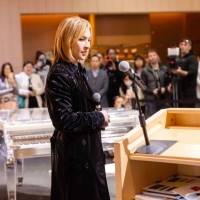 YOSHIKI、米チャイニーズ・シアター手形・足形完成披露セレモニー
