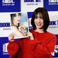 AKB48下尾みう、髪バッサリ切って写真集会見「それぐらい気合い入っているぞ！」