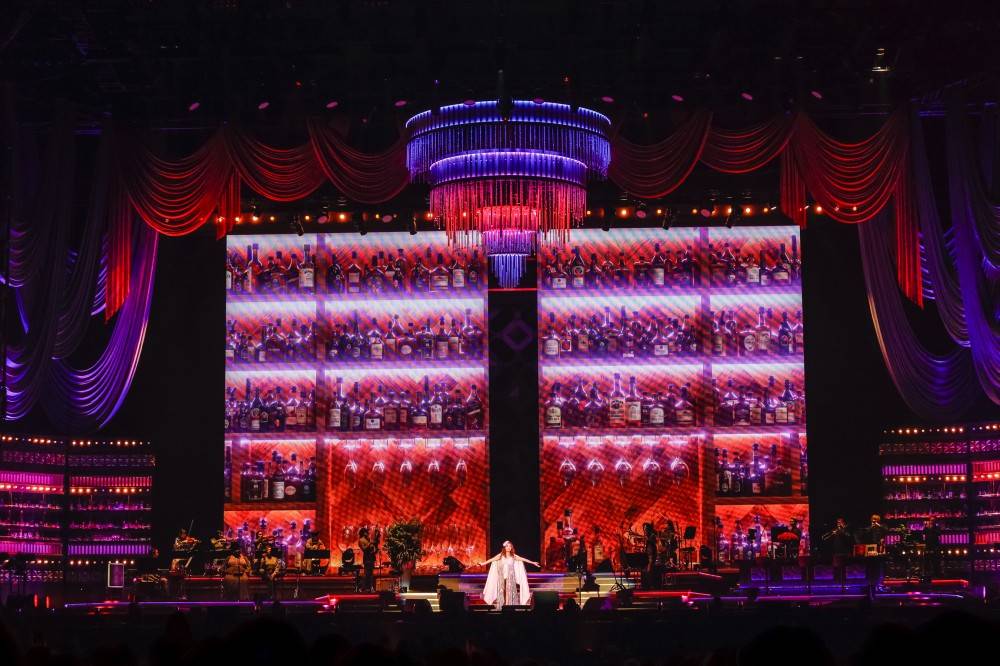 JUJU、東京ドームで一夜限りの大人の歌謡祭で見せた未来「これからの20年に続くように」