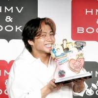 【動画】FANTASTICS瀬口黎弥、八木勇征のサプライズに感激　写真集で目覚める「お尻に快感」