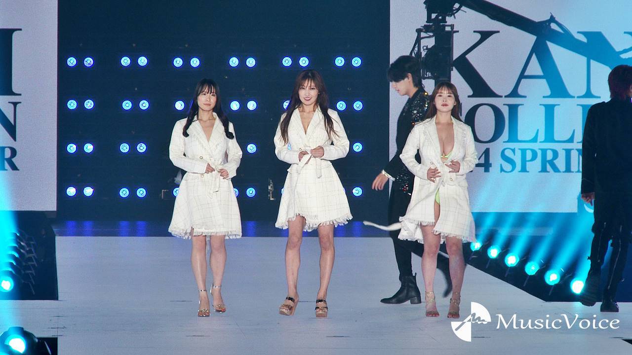 【動画】熊田曜子×白川愛梨×清流あゆ、ランウェイ途中でガウン脱ぎ水着姿に