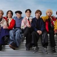 Travis Japan、新曲「T.G.I. Friday Night」ジャケ写公開＆インスタアカウントで撮影シーンも