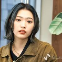 三阪咲「tamerai」インタビュー