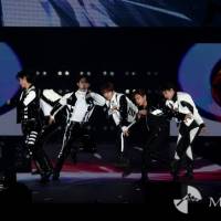 韓国７人組ボーイズグループEVNNE、関コレで圧巻パフォーマンスを披露
