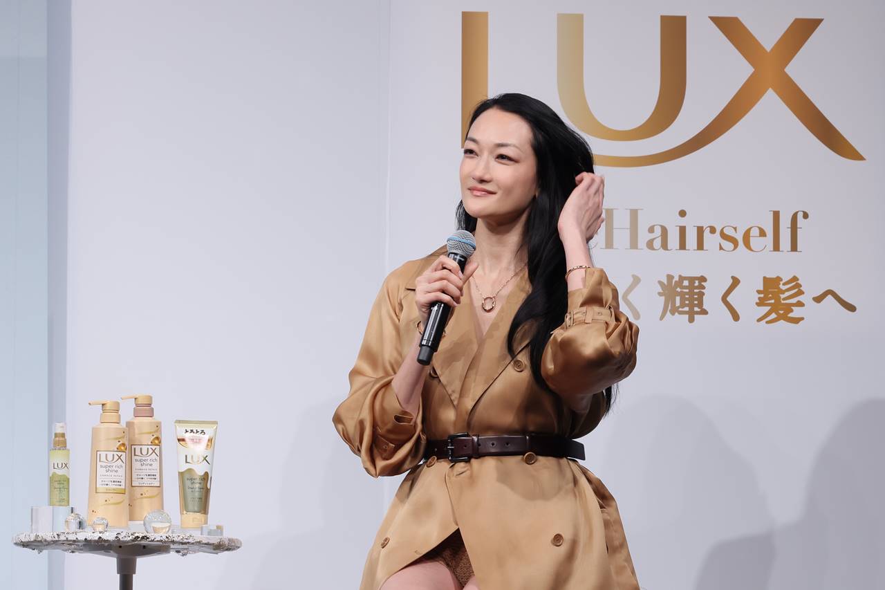 冨永愛、高身長がコンプレックス「今でも嫌ですよ」