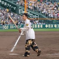JO1「阪神対巨人」今季初の甲子園伝統の一戦に登場