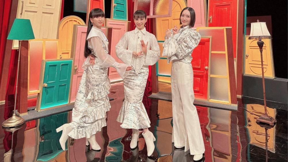Perfumeが伊集院光のナビゲートで国宝の謎に迫る